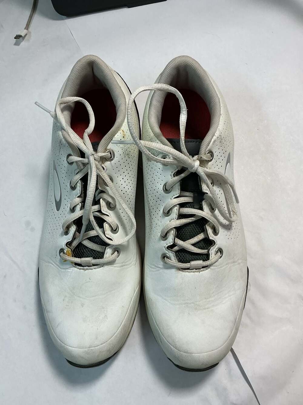 Oakley Software Golf Shoes White Red Gray Size 9 US 14035-119